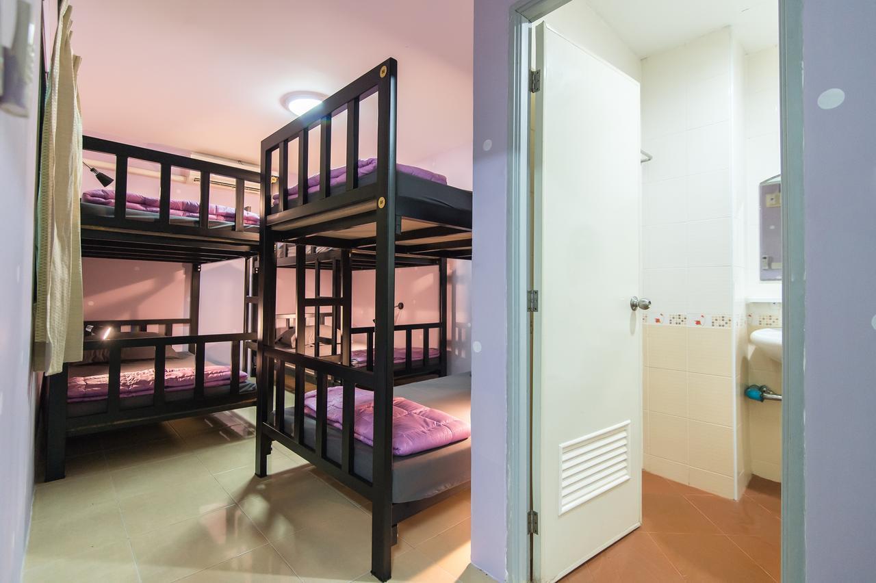 Full Stop. Hostel Patong Exterior photo