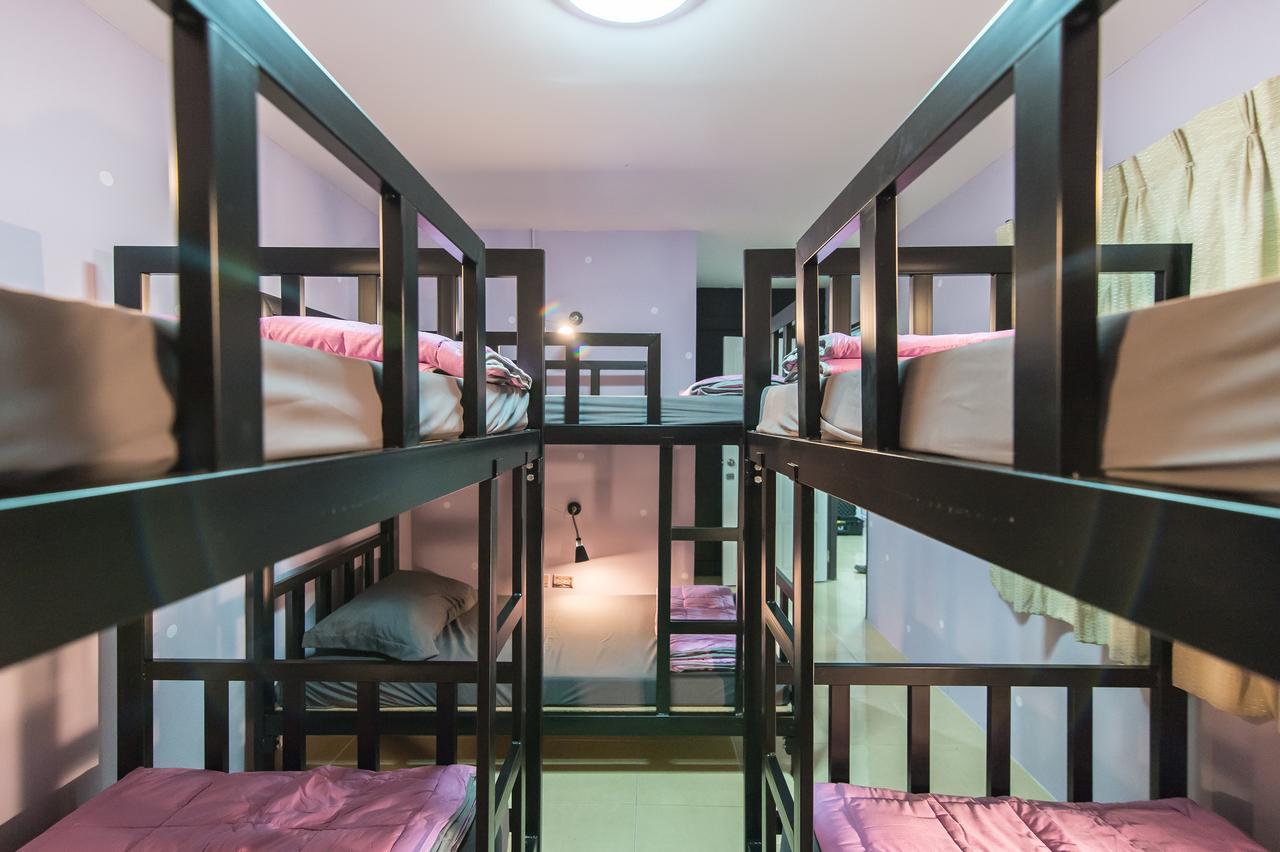 Full Stop. Hostel Patong Exterior photo
